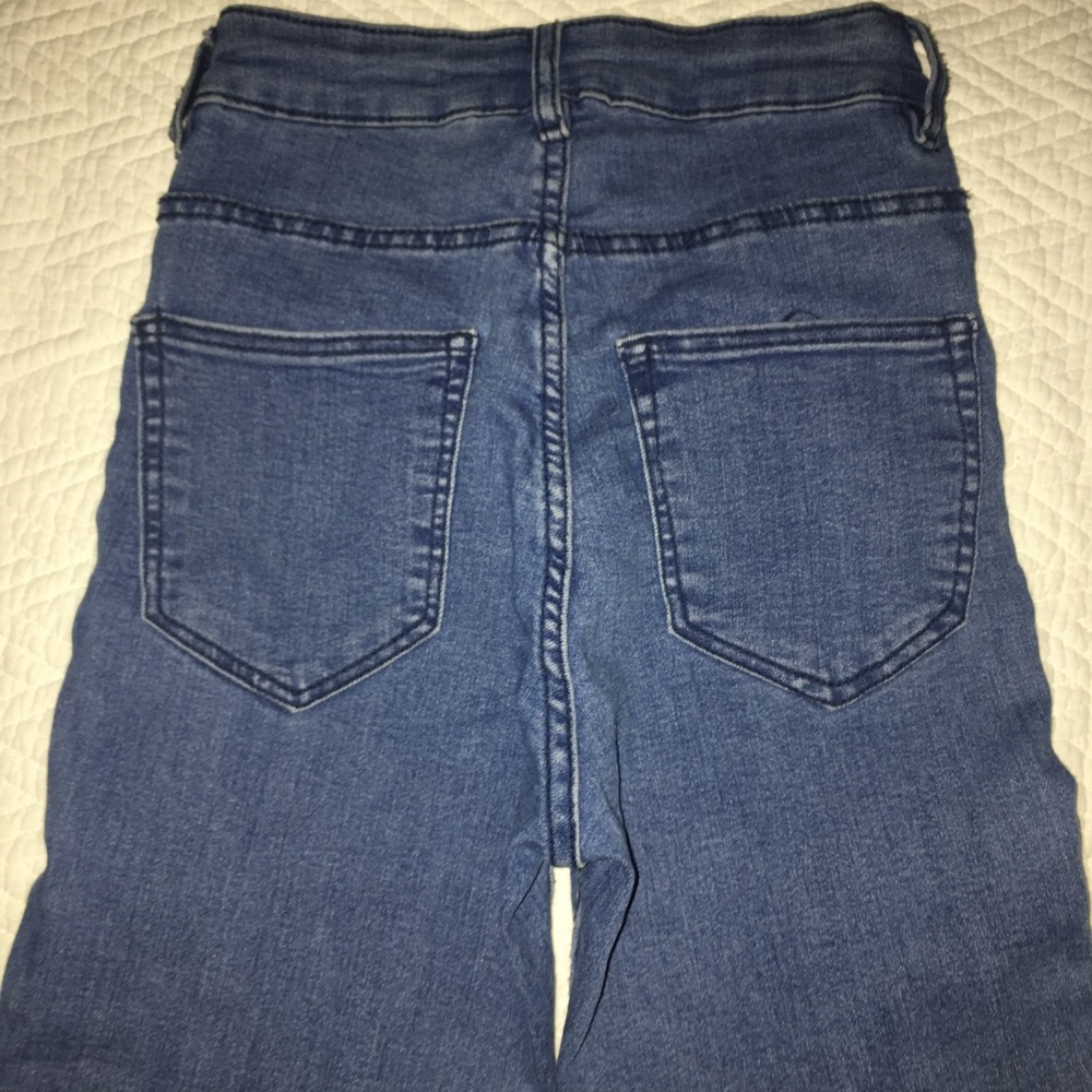 Jeans - Picture 2 of 4